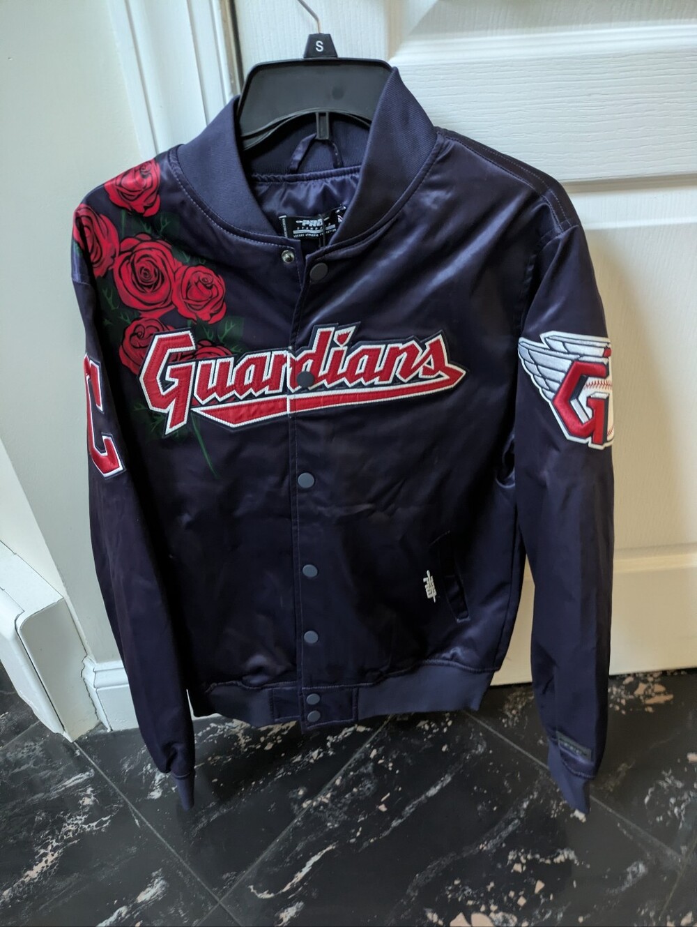 NWT MLB Cleveland Guardians Navy Satin Bomber Jacket Size Medium